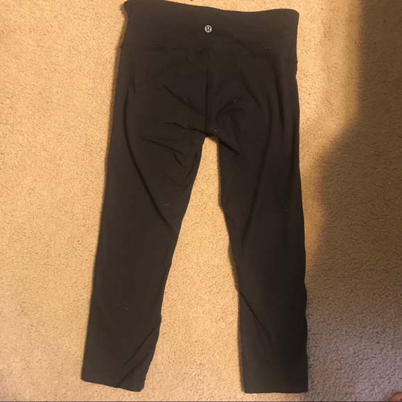 lululemon athletica Pants - Lululemon black crops